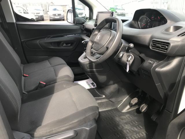 2022 Peugeot Partner L1 1000 1.5BLUE HDI 100PS PROFESSIONAL PREMIUM EURO 6 (NV71XDC) Image 27