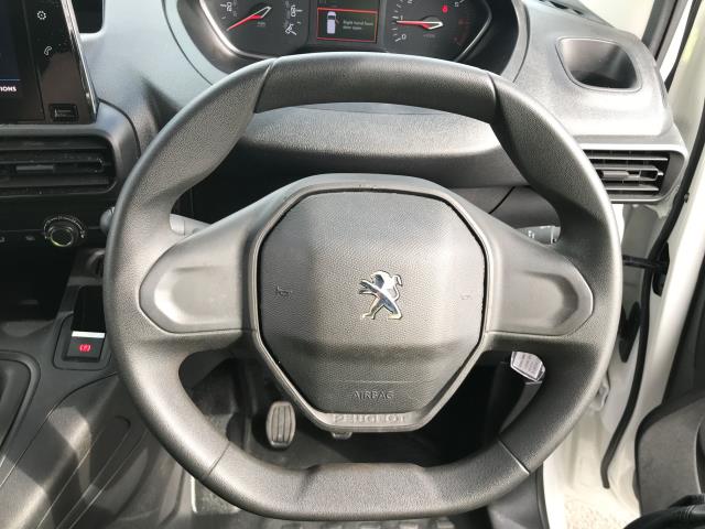 2022 Peugeot Partner L1 1000 1.5BLUE HDI 100PS PROFESSIONAL PREMIUM EURO 6 (NV71XDC) Image 24