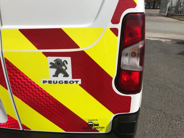 2022 Peugeot Partner L1 1000 1.5BLUE HDI 100PS PROFESSIONAL PREMIUM EURO 6 (NV71XDC) Image 43