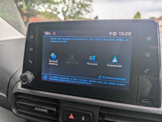 2022 Peugeot Partner 1000 1.5 Bluehdi 100 Professional Premium Van (70 MPH SPEED LIMITER) (NV71XDJ) Image 31