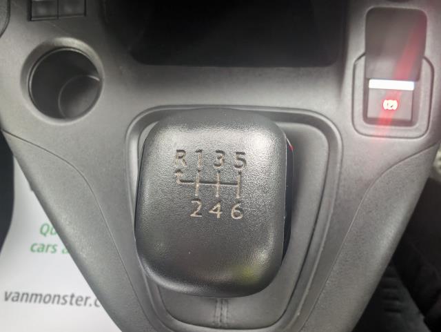 2022 Peugeot Partner 1000 1.5 Bluehdi 100 Professional Premium Van (70 MPH SPEED LIMITER) (NV71XDJ) Image 33