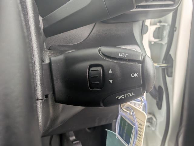 2022 Peugeot Partner 1000 1.5 Bluehdi 100 Professional Premium Van (70 MPH SPEED LIMITER) (NV71XDJ) Image 36