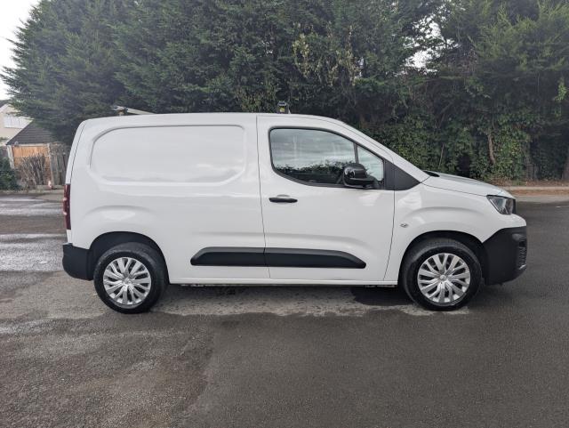 2022 Peugeot Partner 1000 1.5 Bluehdi 100 Professional Premium Van (70 MPH SPEED LIMITER) (NV71XDJ) Image 3