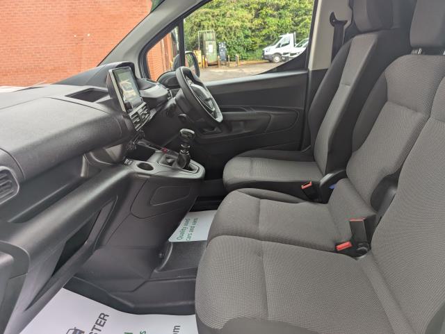2022 Peugeot Partner 1000 1.5 Bluehdi 100 Professional Premium Van (70 MPH SPEED LIMITER) (NV71XDJ) Image 24