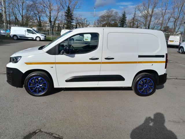 2022 Peugeot Partner 1000 1.5 Bluehdi 100 Professional Premium Van (NV71XEK) Image 6
