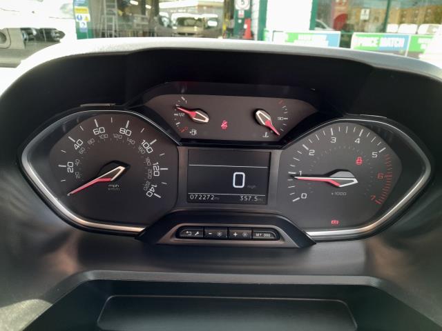 2022 Peugeot Partner 1000 1.5 Bluehdi 100 Professional Premium Van (NV71XEK) Image 16