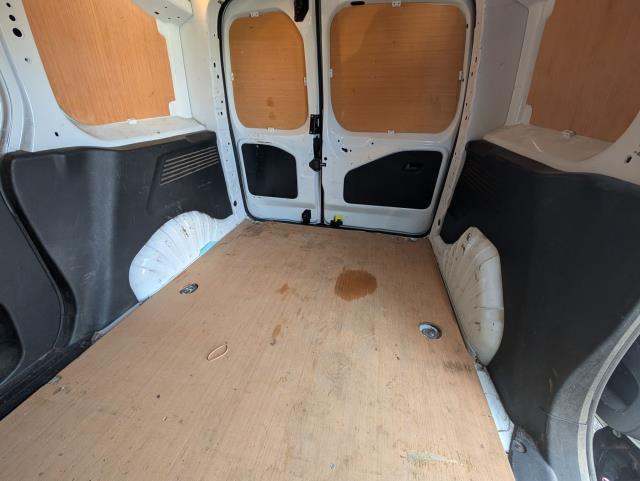 2022 Peugeot Partner 1000 1.5 Bluehdi 100 Professional Premium Van (NV71XGO) Image 8