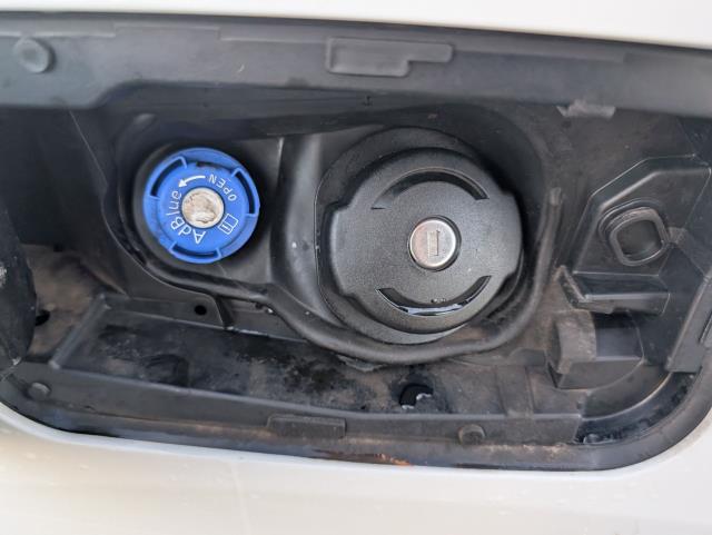 2022 Peugeot Partner 1000 1.5 Bluehdi 100 Professional Premium Van (NV71XGO) Image 28