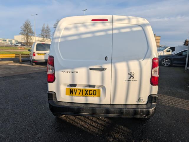 2022 Peugeot Partner 1000 1.5 Bluehdi 100 Professional Premium Van (NV71XGO) Image 10