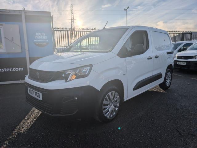 2022 Peugeot Partner 1000 1.5 Bluehdi 100 Professional Premium Van (NV71XGO) Image 4