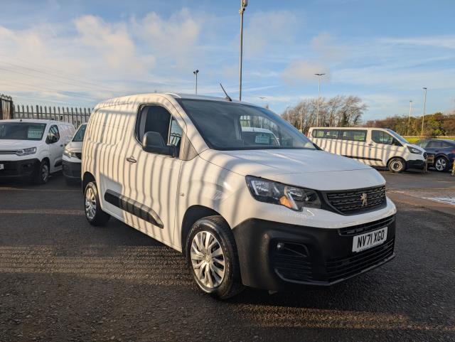 2022 Peugeot Partner 1000 1.5 Bluehdi 100 Professional Premium Van (NV71XGO) Image 2