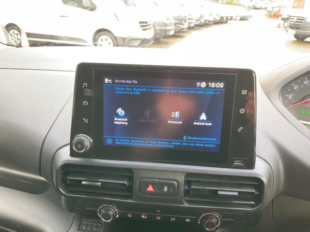 2022 Peugeot Partner 1000 1.5 Bluehdi 100 Professional Premium Van (NV71XGS) Image 21