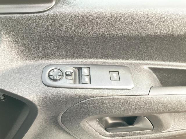 2022 Peugeot Partner 1000 1.5 Bluehdi 100 Professional Premium Van (NV71XGS) Image 28