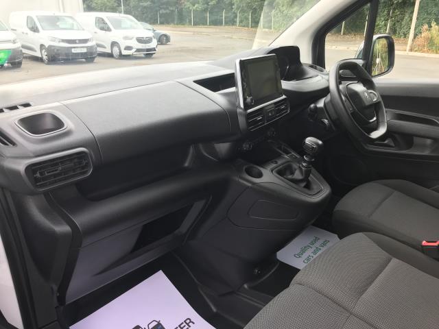 2022 Peugeot Partner 1000 1.5 Bluehdi 100 Professional Premium Van (NV71XHL) Image 16