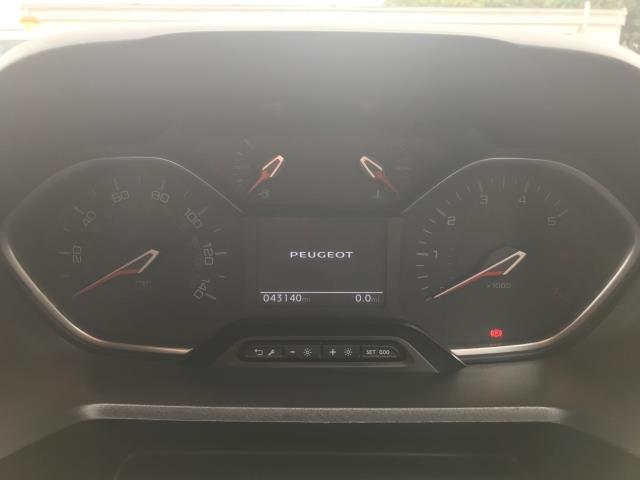 2022 Peugeot Partner 1000 1.5 Bluehdi 100 Professional Premium Van (NV71XHL) Image 20