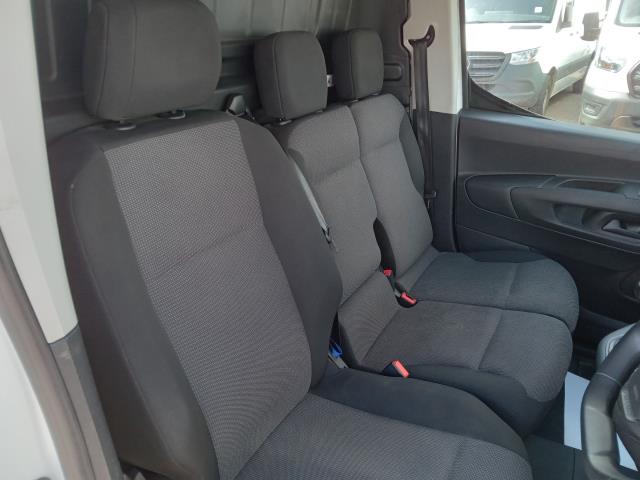 2022 Peugeot Partner 1000 1.5 Bluehdi 100 Professional Premium Van (NV71XJM) Image 30