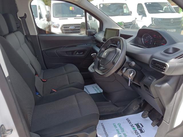 2022 Peugeot Partner 1000 1.5 Bluehdi 100 Professional Premium Van (NV71XJM) Image 29