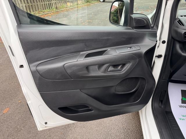 2022 Peugeot Partner 1000 1.5 Bluehdi 100 Professional Premium Van (70MPH speed limiter) (NV71XKA) Image 33