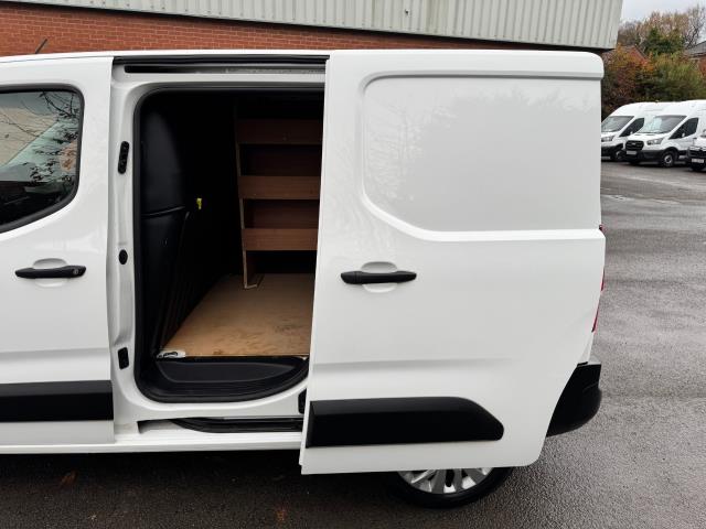 2022 Peugeot Partner 1000 1.5 Bluehdi 100 Professional Premium Van (70MPH speed limiter) (NV71XKA) Image 40