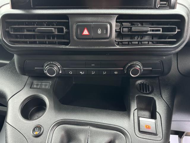 2022 Peugeot Partner 1000 1.5 Bluehdi 100 Professional Premium Van (70MPH speed limiter) (NV71XKA) Image 25