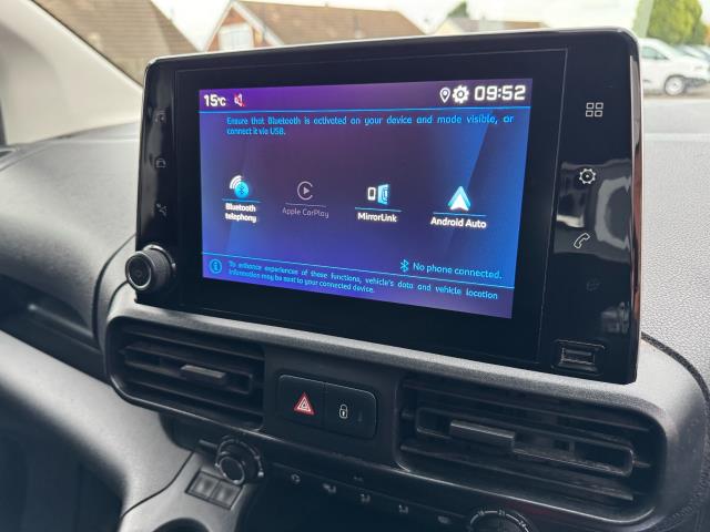 2022 Peugeot Partner 1000 1.5 Bluehdi 100 Professional Premium Van (70MPH speed limiter) (NV71XKA) Image 24