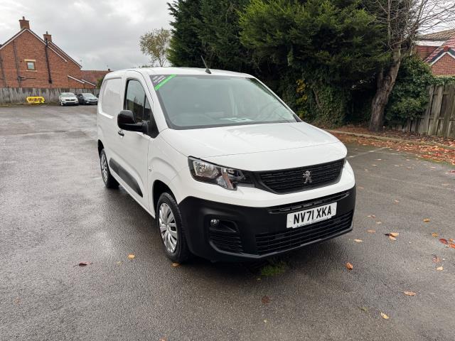 2022 Peugeot Partner 1000 1.5 Bluehdi 100 Professional Premium Van (70MPH speed limiter) (NV71XKA) Image 2