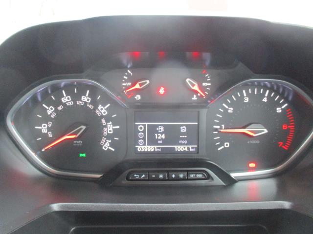 2022 Peugeot Partner 1000 1.5 Bluehdi 100 Professional Premium Van (NV71XKE) Image 13