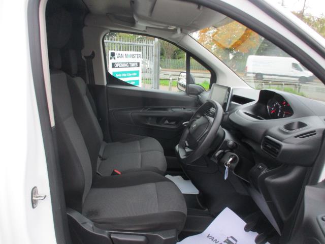 2022 Peugeot Partner 1000 1.5 Bluehdi 100 Professional Premium Van (NV71XKE) Image 12