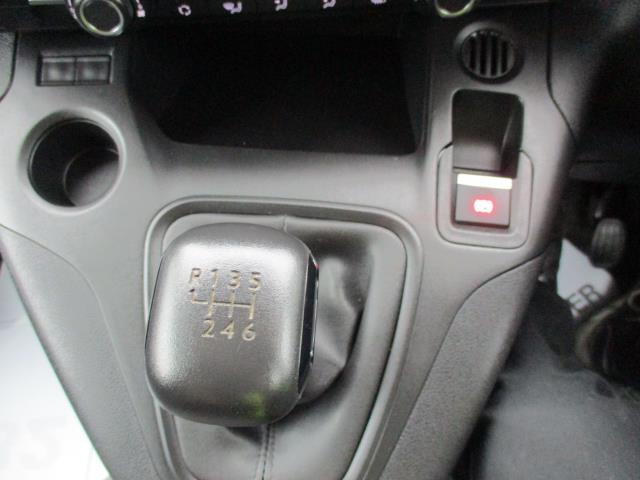 2022 Peugeot Partner 1000 1.5 Bluehdi 100 Professional Premium Van (NV71XKE) Image 22