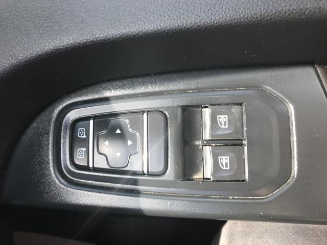 2022 Renault Trafic Ll30 Blue Dci 130 Business+ Van (NV72BZF) Image 26