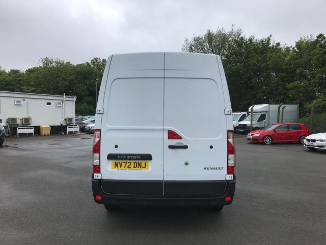 2022 Renault Master Lm35dci 135 Business+ Medium Roof Van (NV72DNJ) Image 8