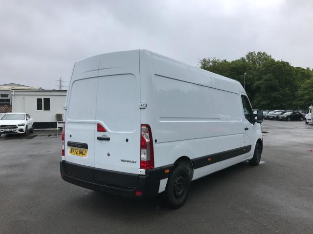 2022 Renault Master Lm35dci 135 Business+ Medium Roof Van (NV72DNJ) Image 9