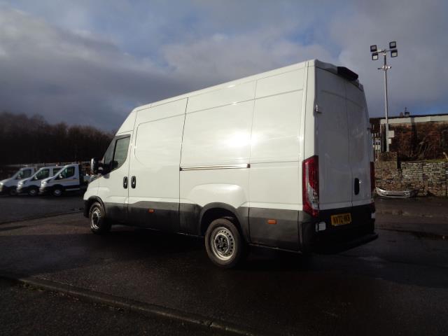 2023 Iveco Daily 2.3 High Roof Business Van 3520L Wb (NV72HKB) Image 5