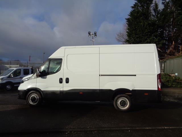 2023 Iveco Daily 2.3 High Roof Business Van 3520L Wb (NV72HKB) Image 7