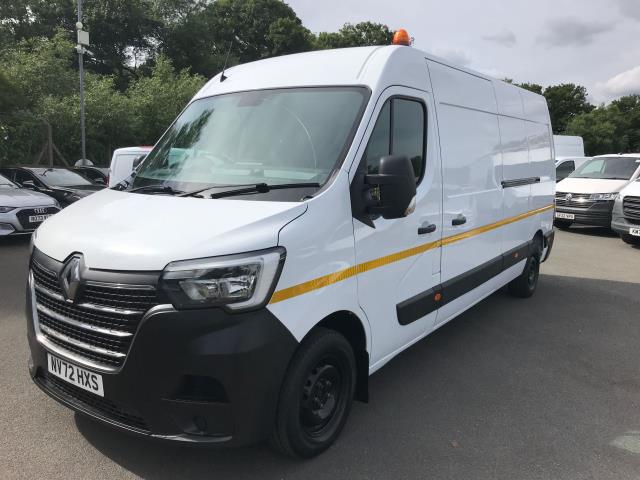 2022 Renault Master Lm35dci 135 Business+ Medium Roof Van (NV72HXS) Image 3