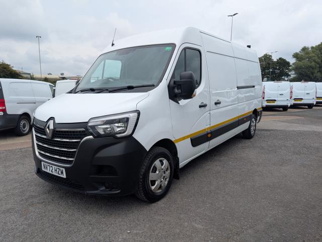 2022 Renault Master Lm35dci 135 Business+ Medium Roof Van (NV72HZM) Image 4