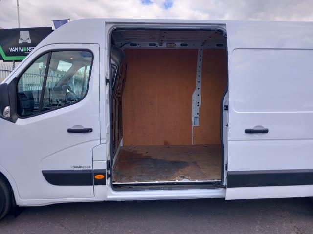 2022 Renault Master LM35 LWB MEDIUM ROOF DCI 135PS BUSINESS+  AIR CON (NV72KYU) Image 6