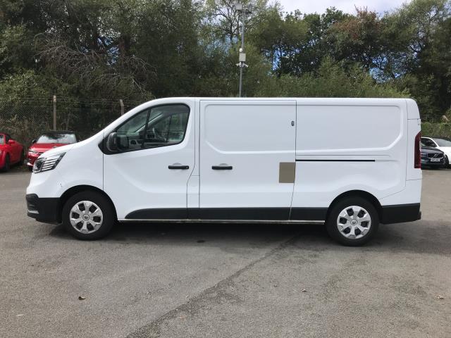 2023 Renault Trafic Ll30 Blue Dci 130 Business+ Van (NV72MBY) Image 5