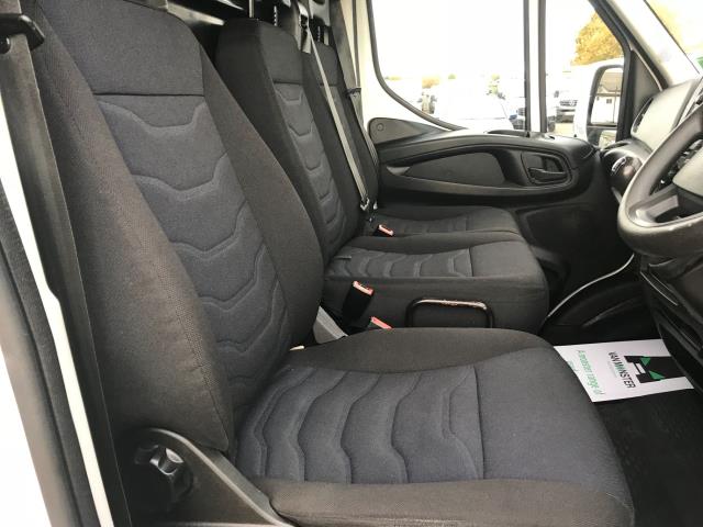 2018 Iveco Daily 2.3 High Roof Van 3520 Wb (NX18OLW) Thumbnail 25