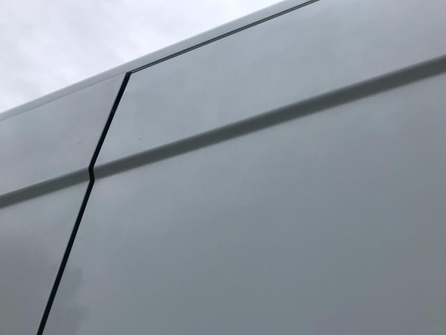 2018 Iveco Daily 2.3 High Roof Van 3520 Wb (NX18OLW) Image 16