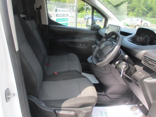 2019 Peugeot Partner 1000 1.6 Bluehdi 100 Professional Van (NX19XHT) Image 12