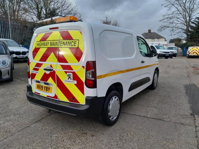 2019 Peugeot Partner 1000 1.5 Bluehdi 100 Professional Van (NX19YBY) Image 9