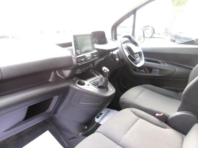 2019 Peugeot Partner 1000 1.5 Bluehdi 100 Professional Van (NX19YCT) Image 24