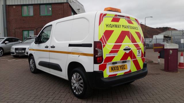 2019 Peugeot Partner 1000 1.5 Bluehdi 100 Professional Van (NX19YEC) Image 5