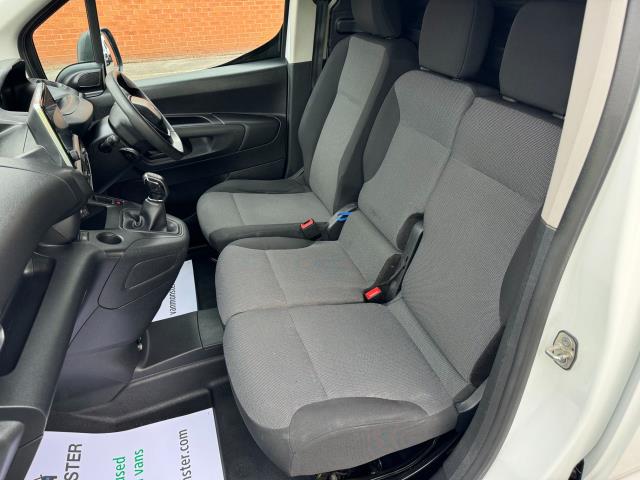 2019 Peugeot Partner 1000 1.5 Bluehdi 100 Professional Van Euro 6 (NX19YHD) Image 26