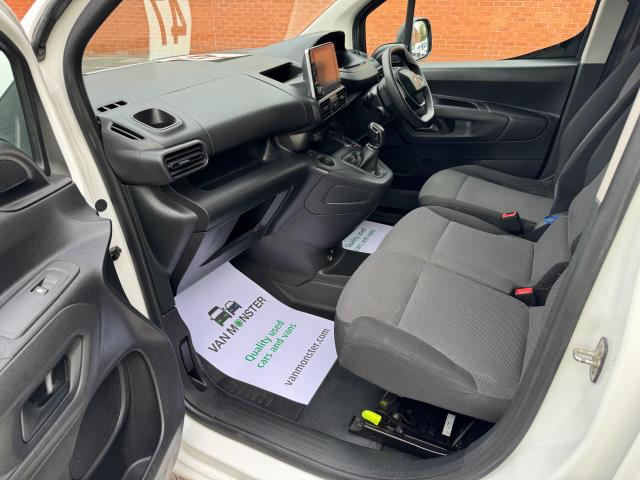 2019 Peugeot Partner 1000 1.5 Bluehdi 100 Professional Van Euro 6 (NX19YHD) Image 23