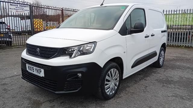 2019 Peugeot Partner 1000 1.5 Bluehdi 100 Professional Van (NX19YKP) Image 5