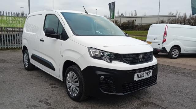 2019 Peugeot Partner 1000 1.5 Bluehdi 100 Professional Van (NX19YKP) Image 3