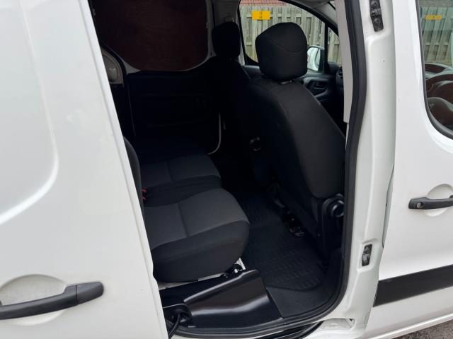 2019 Peugeot Partner L2 715 S 1.6 Bluehdi 100 Crew Van EURO 6 (NX19YLL) Image 38