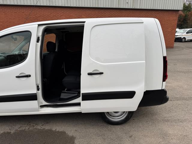 2019 Peugeot Partner L2 715 S 1.6 Bluehdi 100 Crew Van EURO 6 (NX19YLL) Image 37